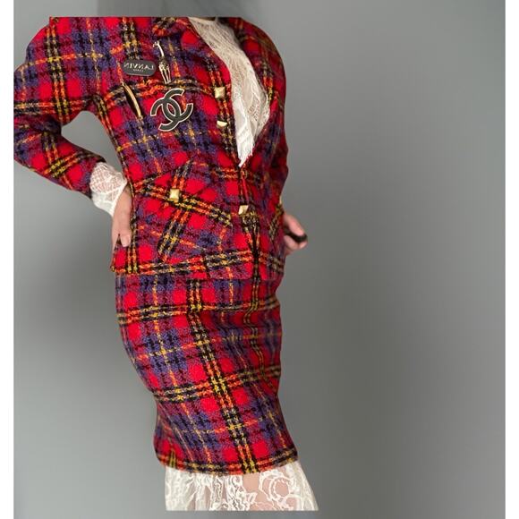 Tahari Neiman Marcus VTG 90s Red Wool Plaid Tweed Skirt Set Suit Corporate Chic - Picture 1 of 16